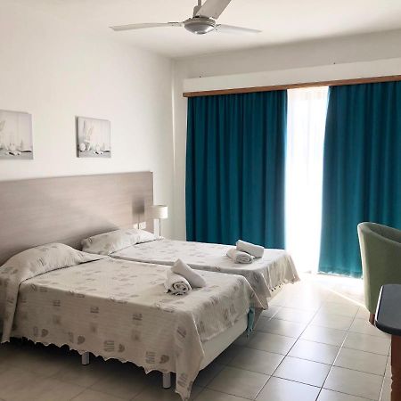 Porto Del Sol Guesthouse Wardija ภายนอก รูปภาพ