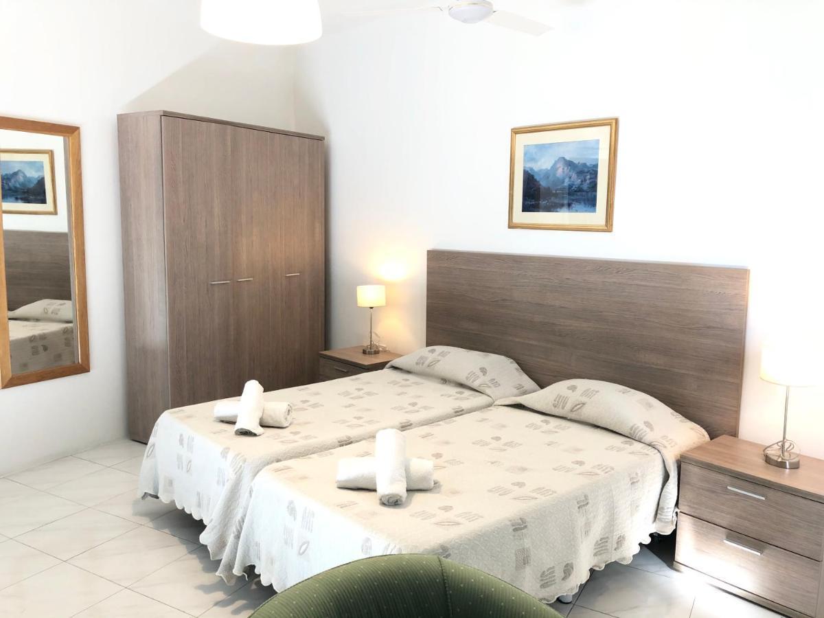 Porto Del Sol Guesthouse Wardija ภายนอก รูปภาพ