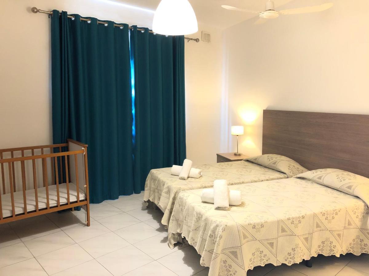 Porto Del Sol Guesthouse Wardija ภายนอก รูปภาพ