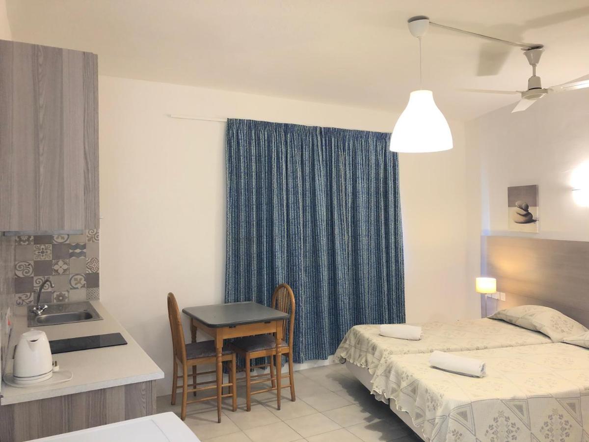 Porto Del Sol Guesthouse Wardija ภายนอก รูปภาพ
