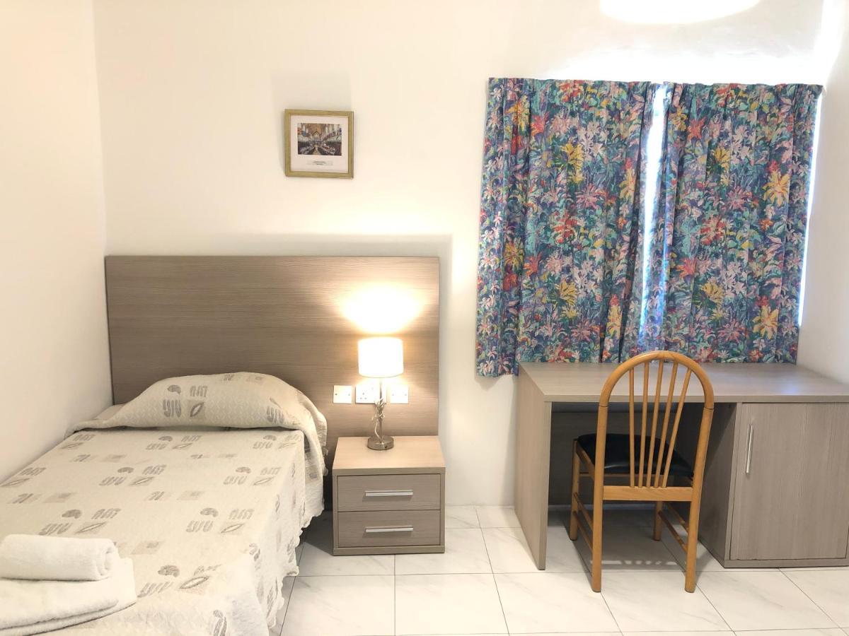 Porto Del Sol Guesthouse Wardija ภายนอก รูปภาพ